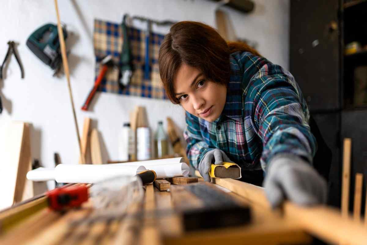 lavoro-manuale-da-casa-le-migliori-opportunita-per-guadagnare-con-la-tua-abilita-creativa-e-artigianale
